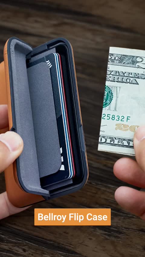 Accessories ad by Bellroy