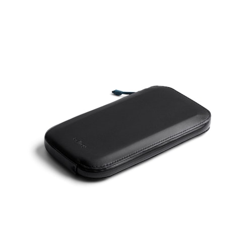 Announcement ad by Bellroy